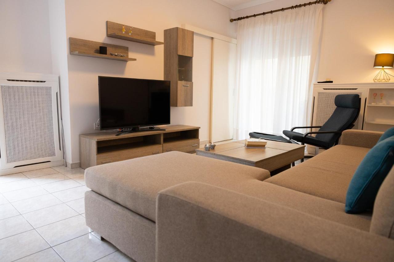 Spacious Apartment Close To The Sea And The City Center Афины Экстерьер фото