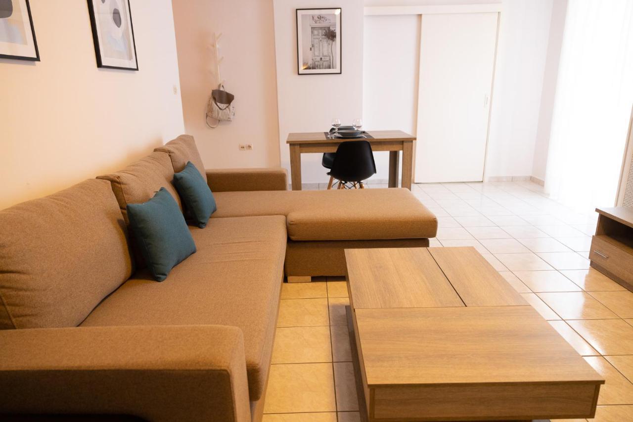 Spacious Apartment Close To The Sea And The City Center Афины Экстерьер фото
