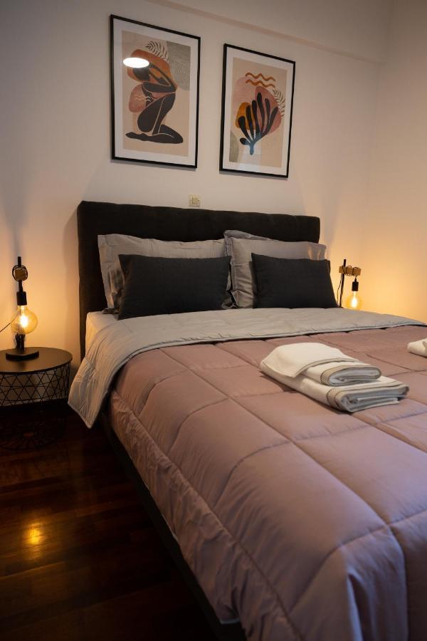 Spacious Apartment Close To The Sea And The City Center Афины Экстерьер фото